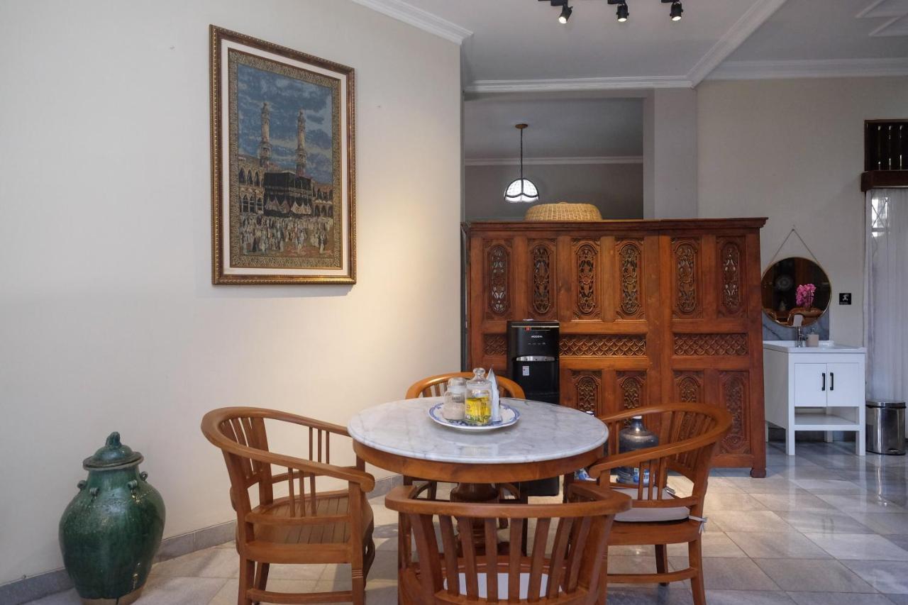 Sareh Villa By The Lavana 세마랑 외부 사진