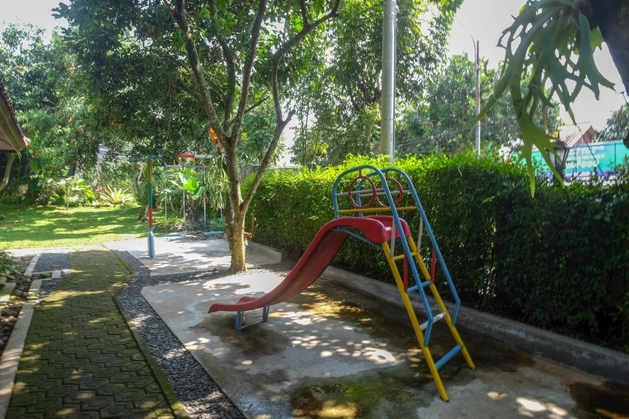 Sareh Villa By The Lavana 세마랑 외부 사진