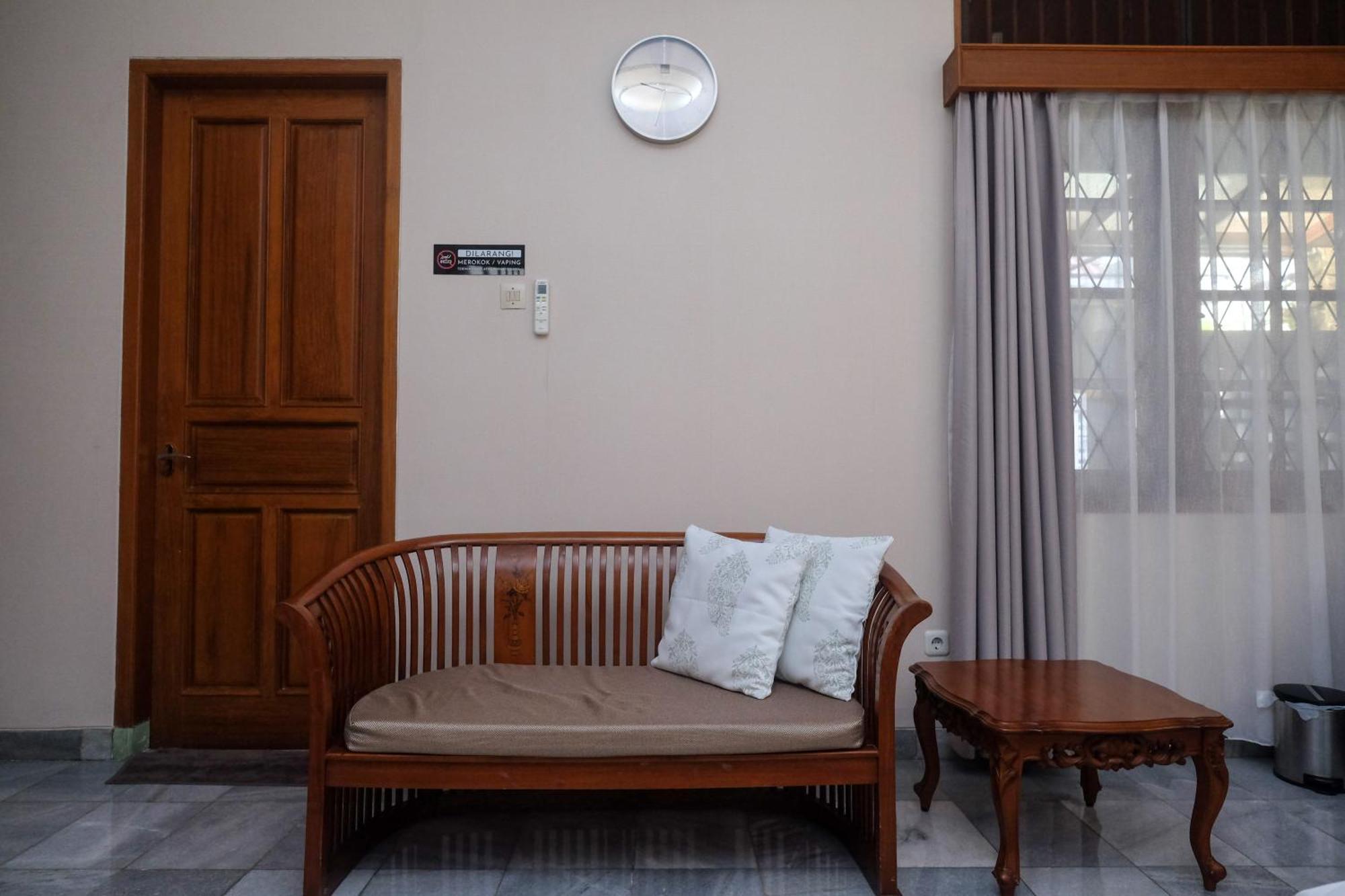 Sareh Villa By The Lavana 세마랑 외부 사진
