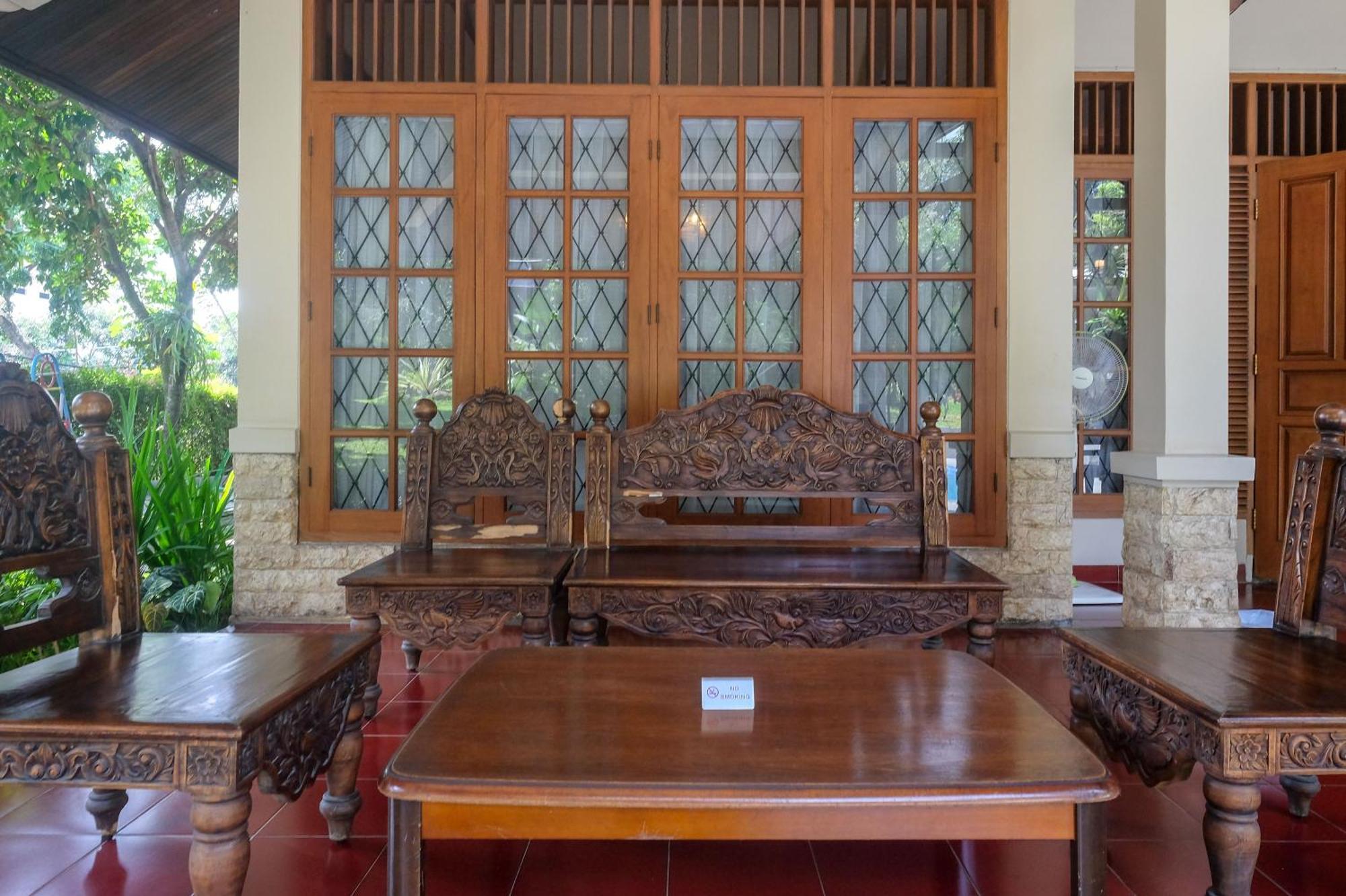 Sareh Villa By The Lavana 세마랑 외부 사진