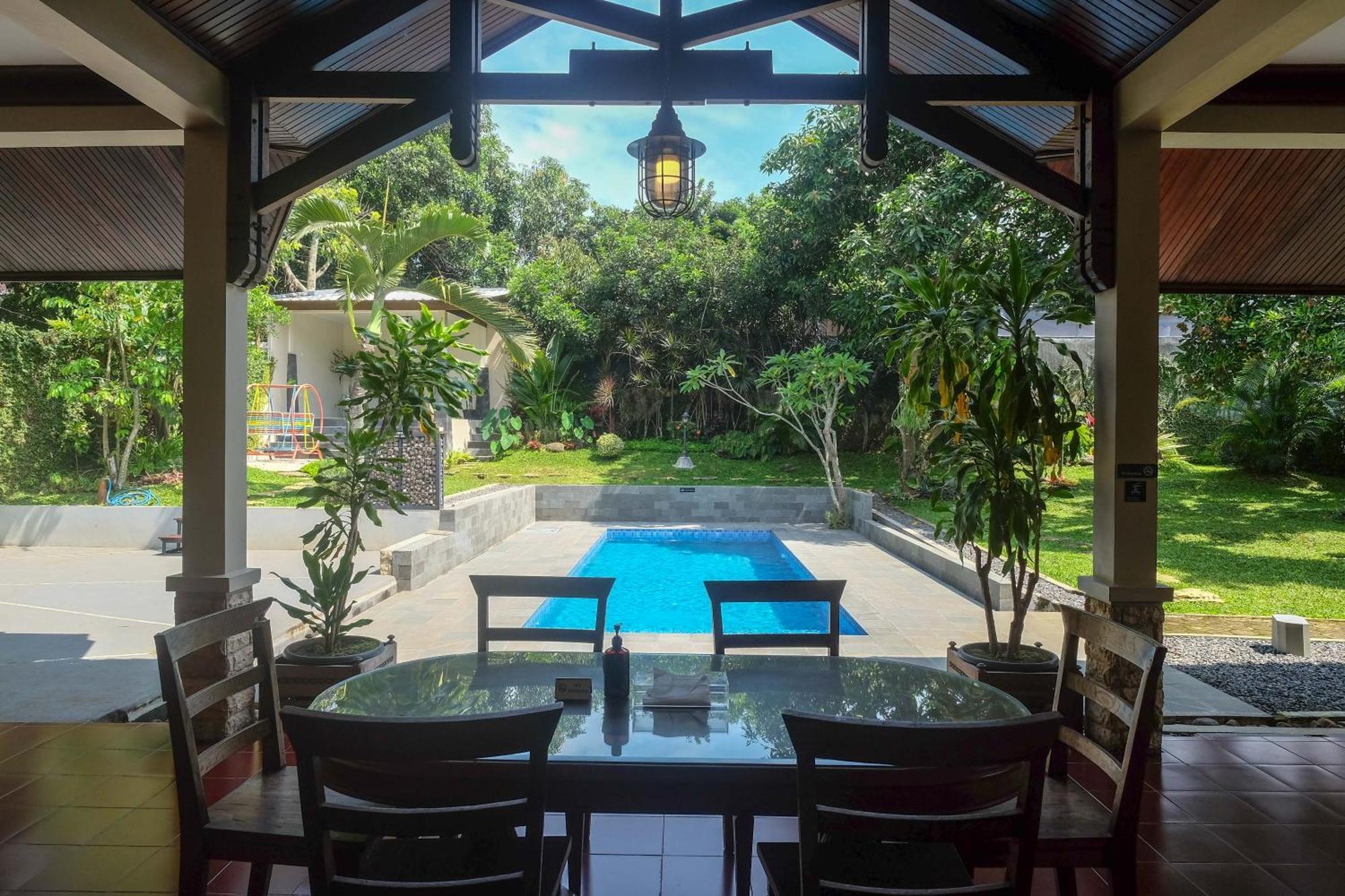 Sareh Villa By The Lavana 세마랑 외부 사진